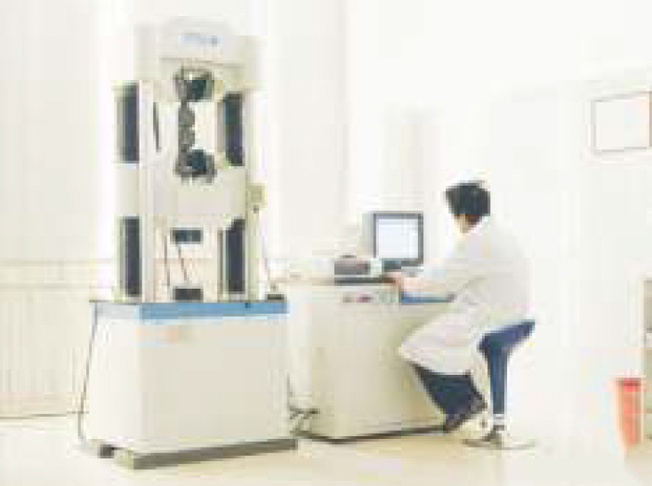 SHT microcomputer controlled electro-hydraulic servo universal testing machine